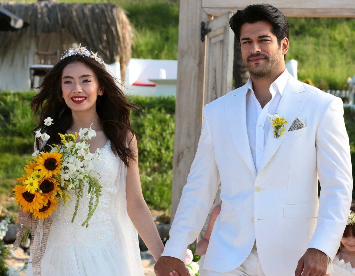 Нихан и Кемаль Сойдере - главные герои сериала "Черная любовь"