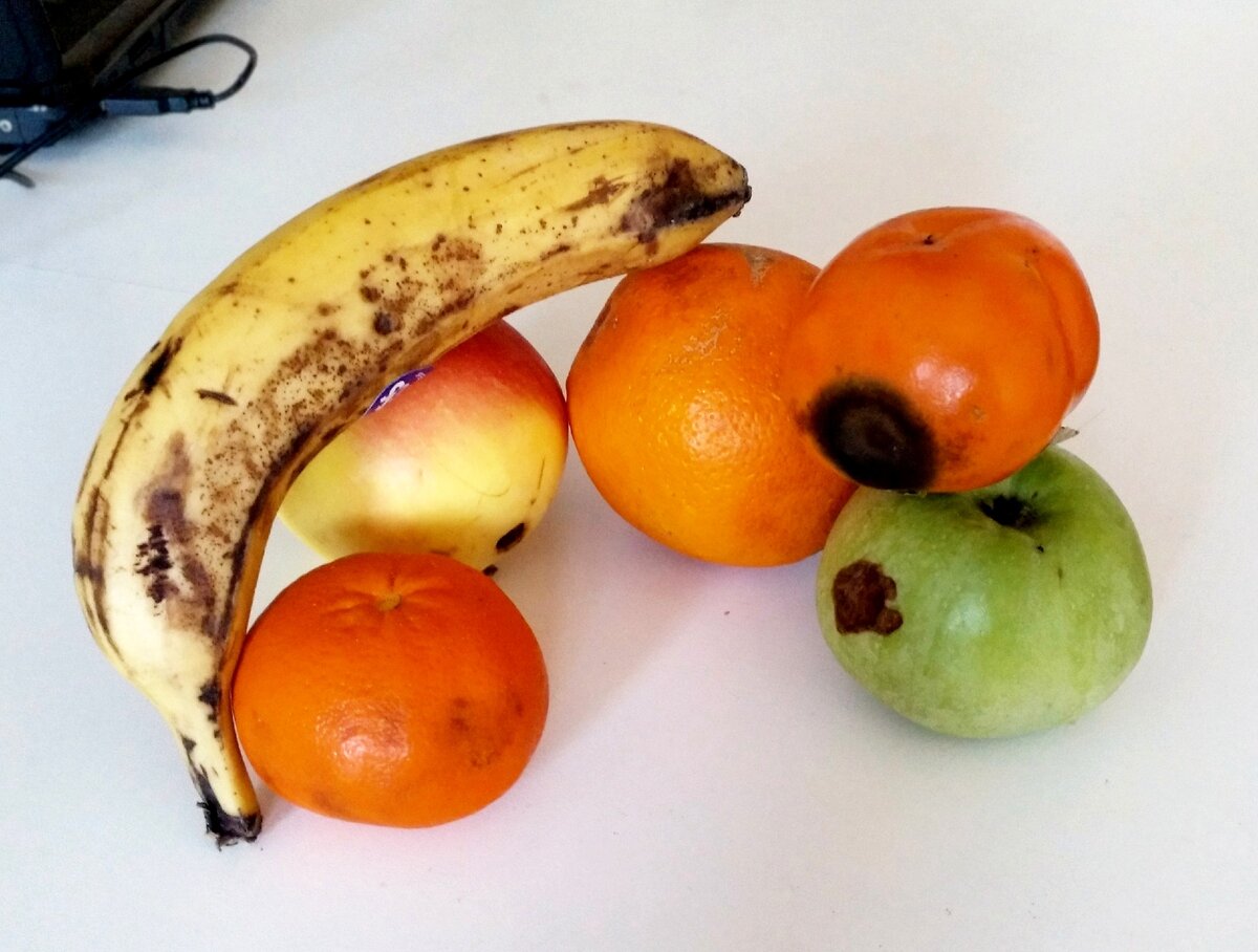 ...и это добро в два, а то и три раза дешевле "лощеных" собратьев!