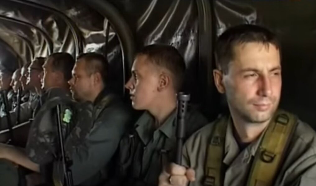 Кадр из "Военная программа" А. Сладкова  "Спецназ "Рысь""