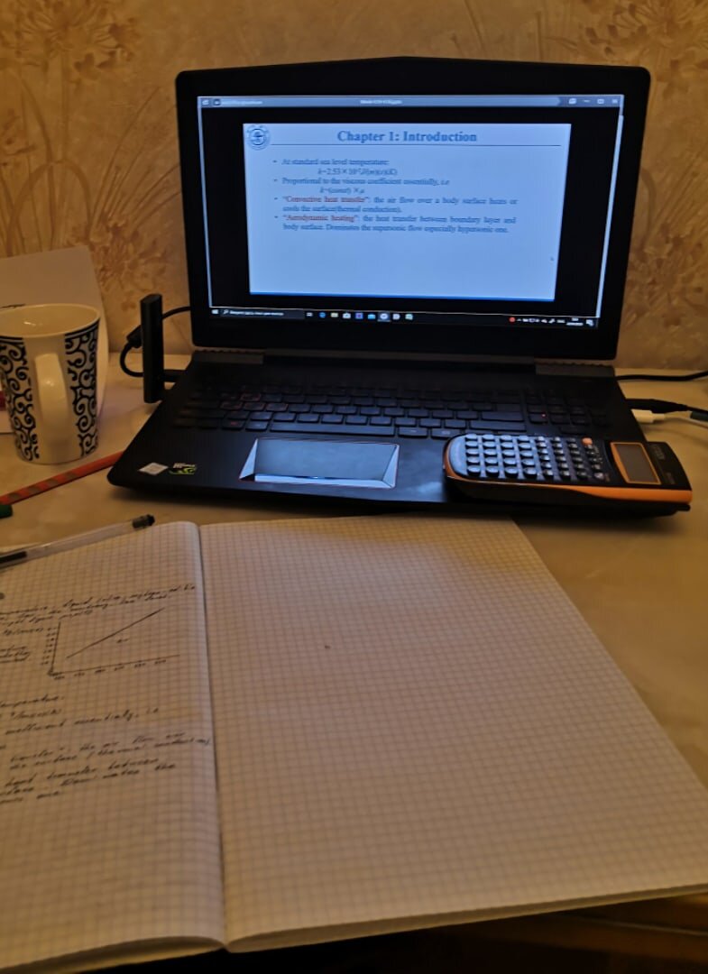 Вот так и проходит дистанционное обучение в Шанхайском университете сейчас