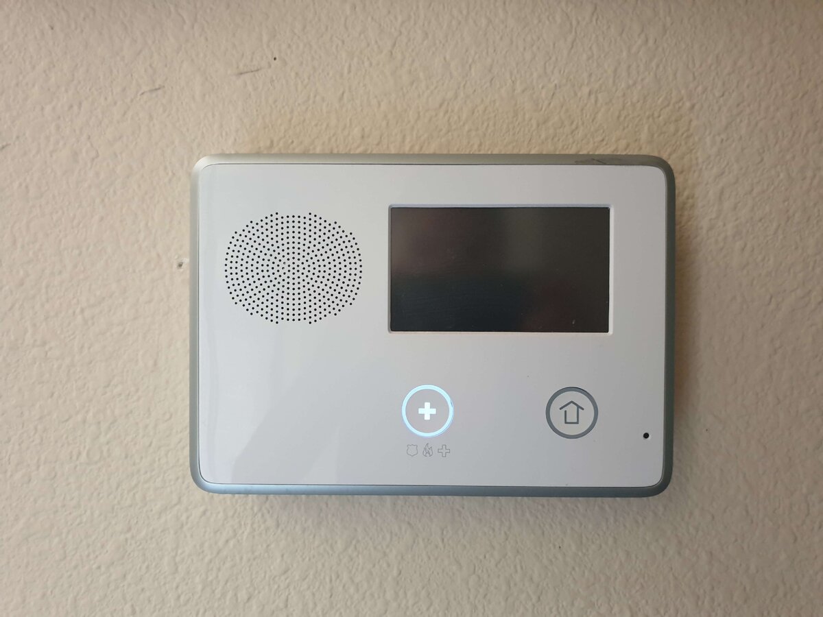 Коробка управления воздушным отоплением/охлаждением.Фото из личного архива.