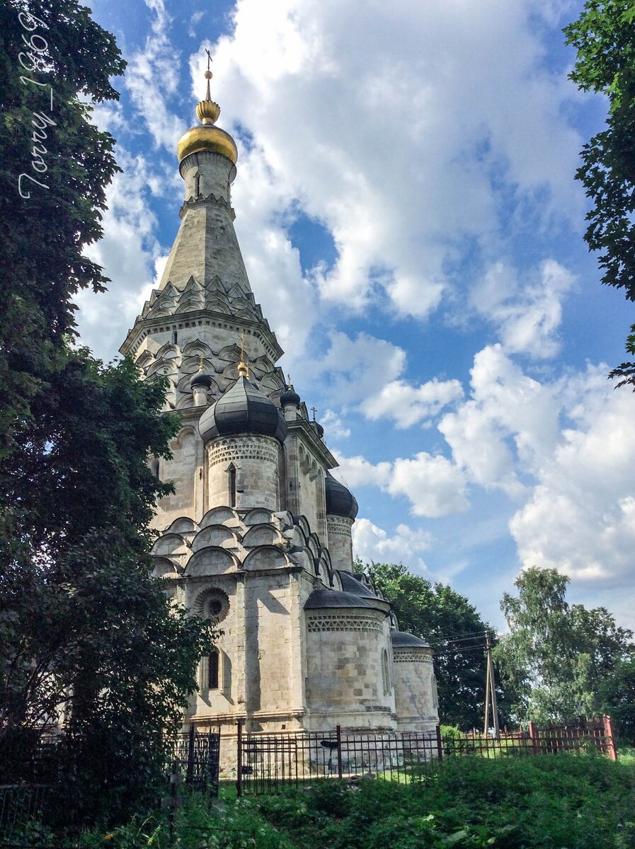 Храм Преображения Господня в селе остров