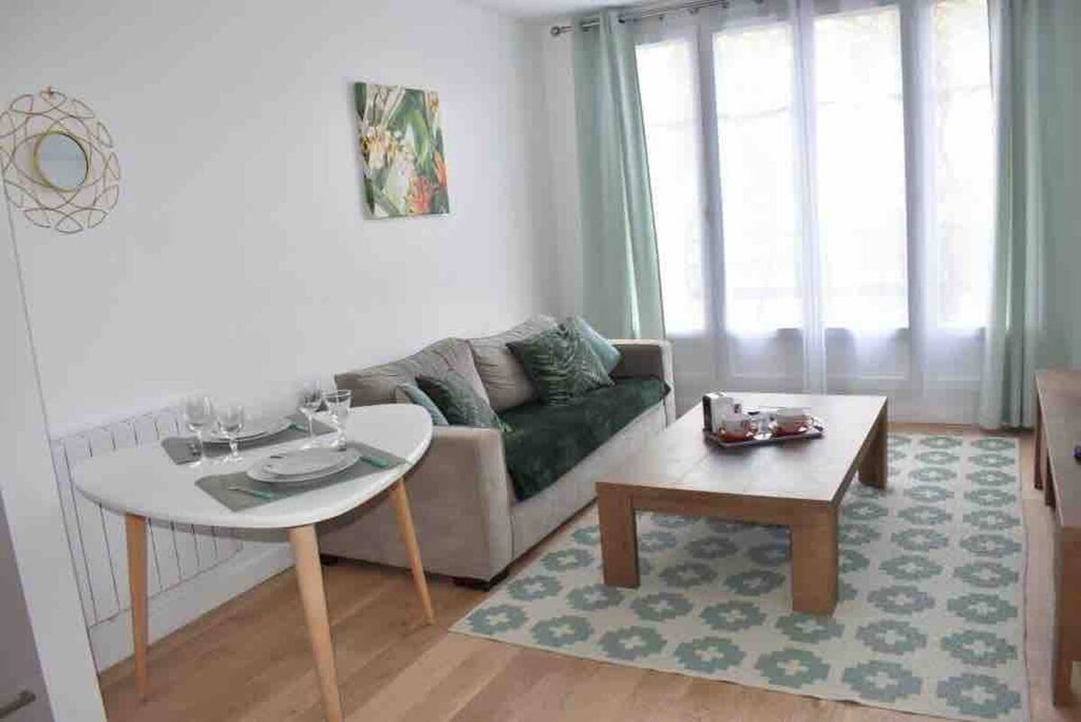 Фото с сайта нашей хозяйки. Здесь мы завтракали и ужинали.