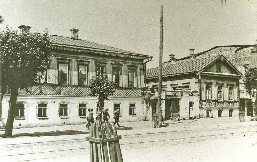 Улица Ленина, 33,35. 1965-1975. Источник: pastvu.com