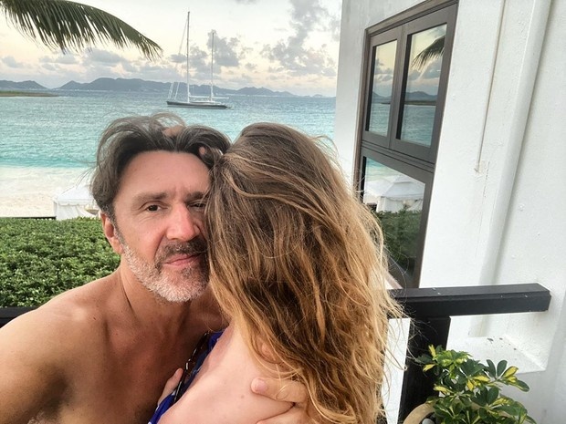 Фото@shnurovsКейсы Дота 2 отDotaHouse18+Аккаунты CS:GOпрайм со скинами!169р!18+