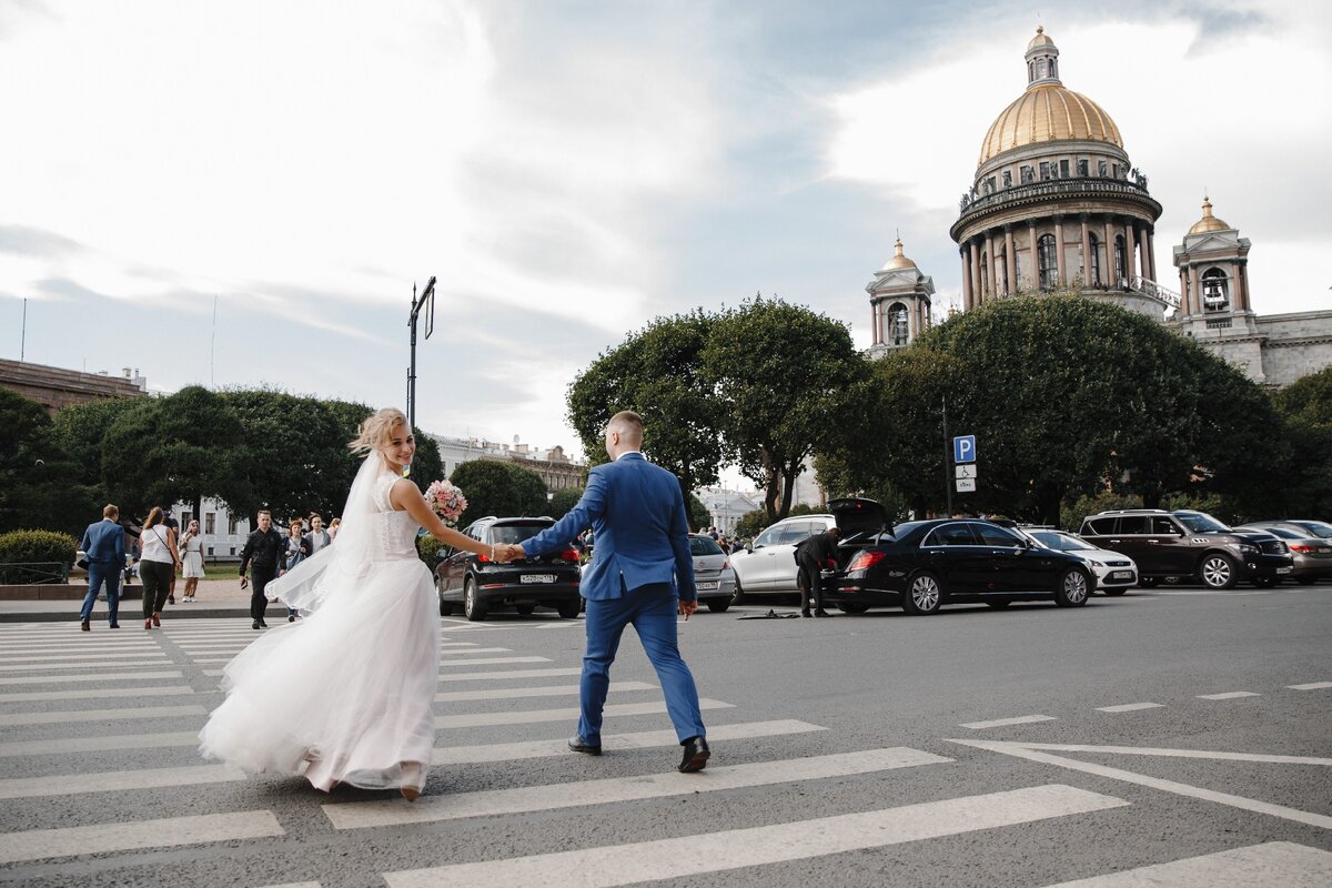 Когда свадебная фотосессия - прогулка.