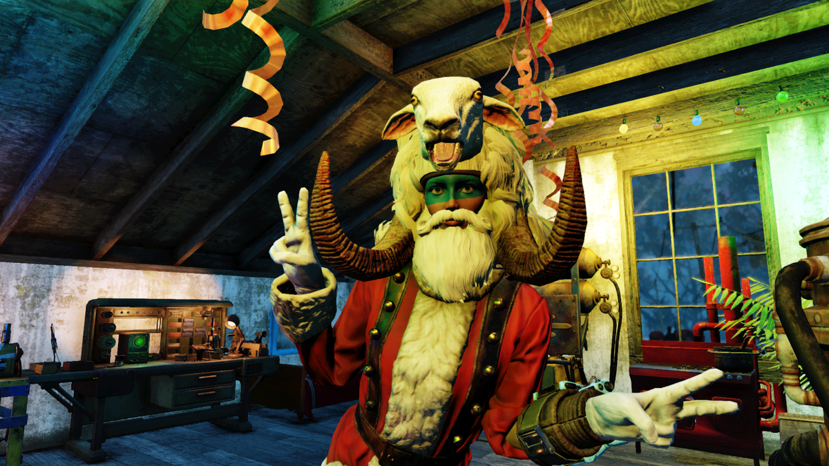 Это самый страшный Санта, которого я смогла сделать! 
Но я то в конкурсе не участвую, потому что играю на xbox.