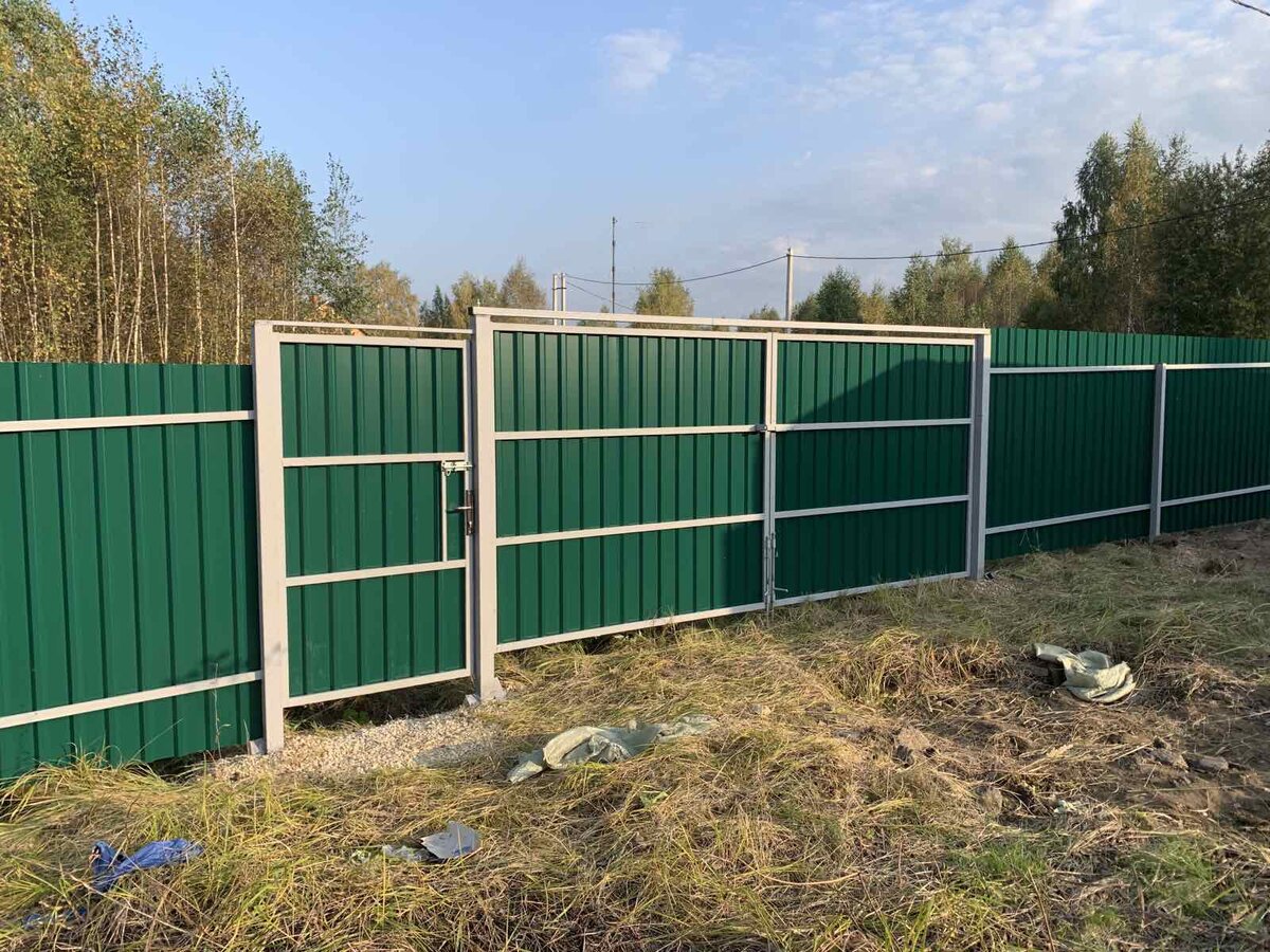 Забор и ворота из профнастила