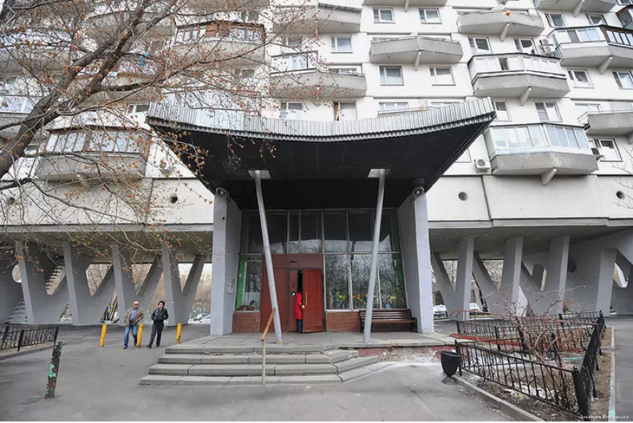 Дом сороконожка в москве внутри