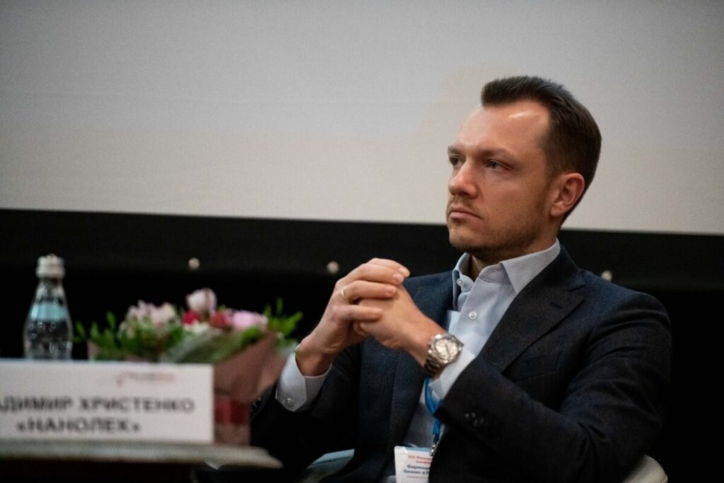 Владимир христенко биография личная жизнь
