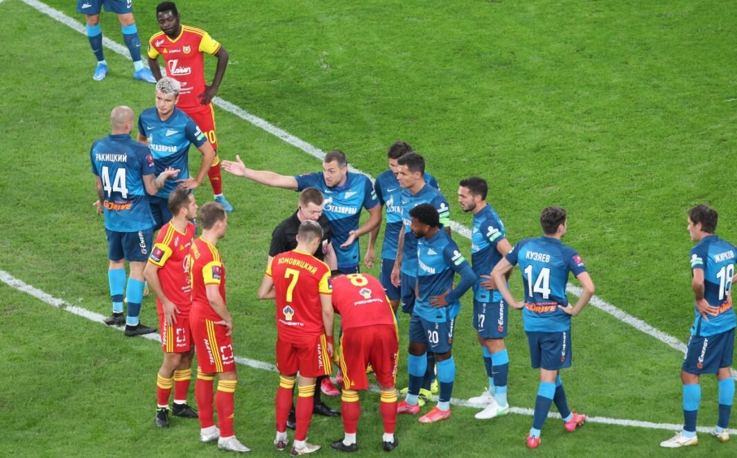 «Арсенал» сенсационно обыграл в 1/8 финала Кубка России «Зенит» — 2:1. У трофея будет новый обладатель.