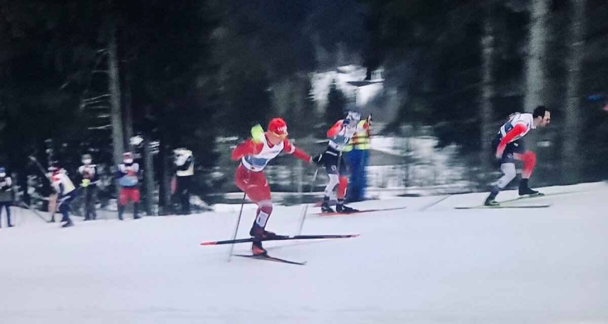 Александр Большунов рубица с норвежцами в скиатлоне 