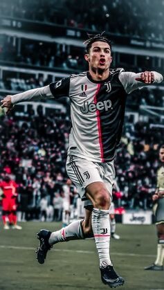 А бразилец признал величие Криша и одним из первых поздравил португальца