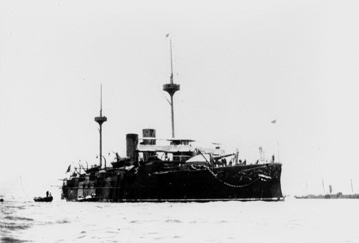 Infanta_Maria_Teresa_at_Sao_Vicente_April_1898Инфанта Мария Тереза в апреле 1898 года.