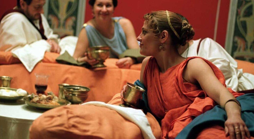 Почему римские мужчины запрещали своим женщинам употреблять вино, а за нарушение этого правила могли даже лишить их жизни?