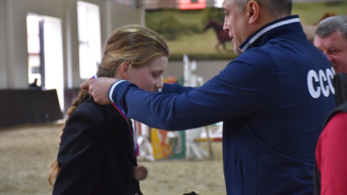     Спортсмены из Приморья выиграли 1700 медалей за соревнования различных масштабов с начала 2022 года. Всего в копилку региона попали 588 золотых, 525 серебряных и 595 бронзовых наград.