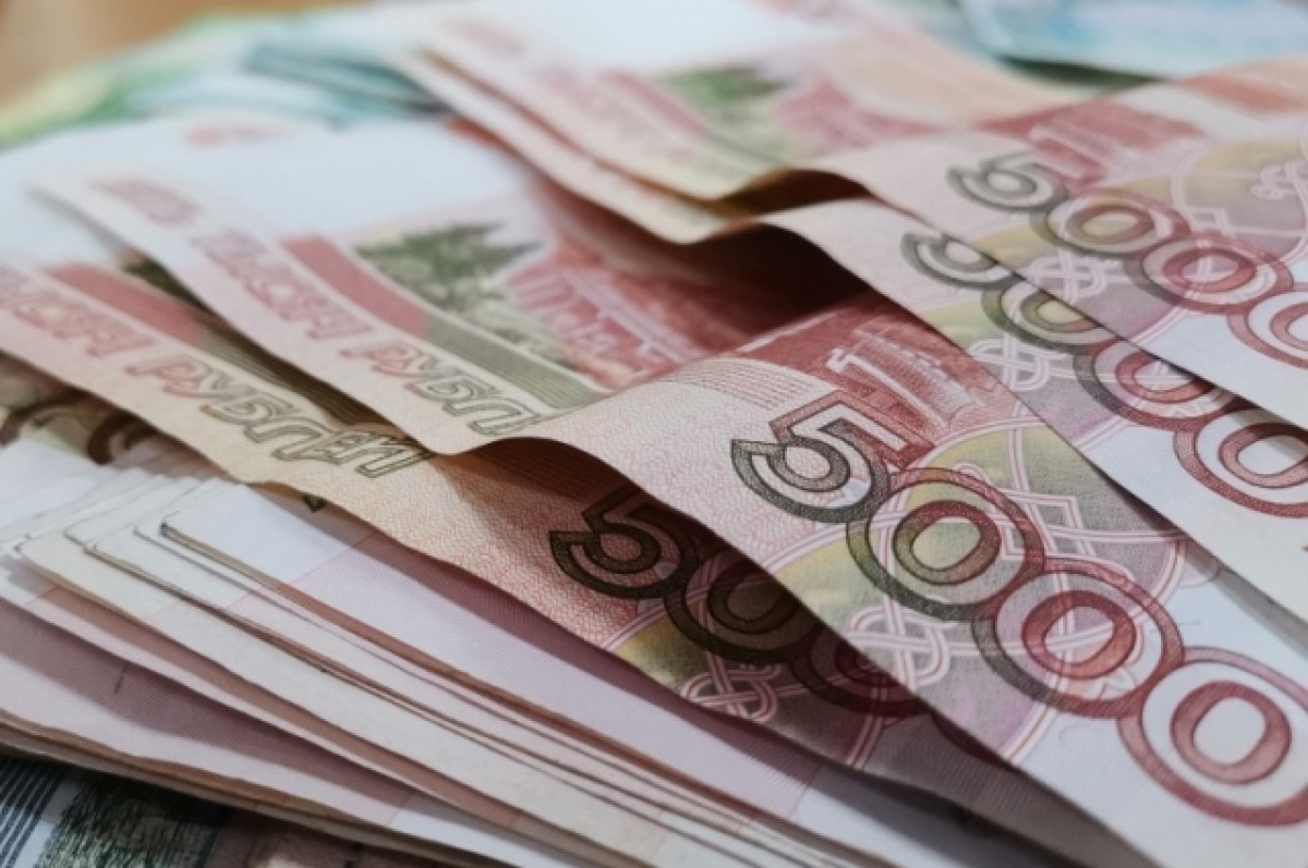    Полмиллиона рублей заплатит УК в Серове за травму жильца у подъезда