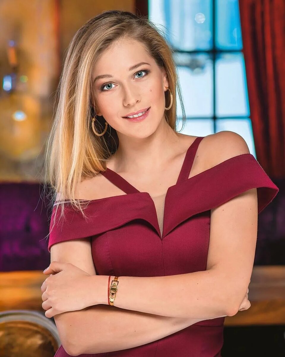 На фото Карина Андоленко