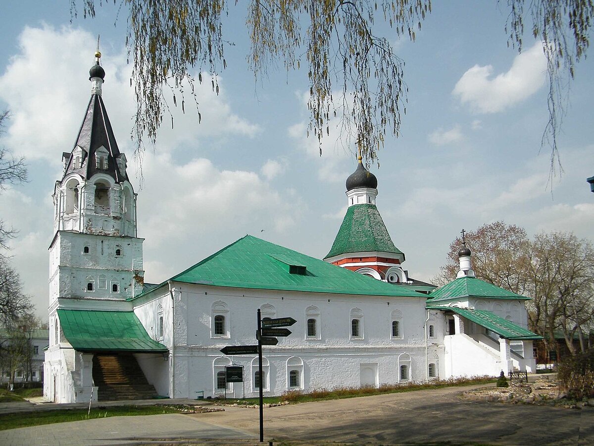 Покровская Церковь в Александровской Слободе. Александровская Слобода Успенский монастырь. Троицкая Церковь в Александровской Слободе. Успенская Церковь в Александровской Слободе.