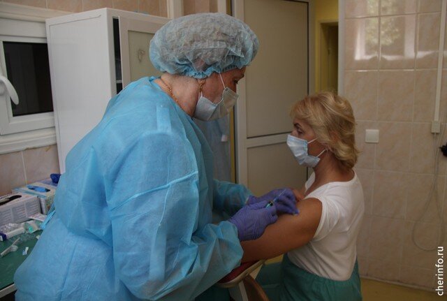    По данным Роспотребнадзора, на этой неделе ОРВИ заболели 3800 человек, рост составил 3%.