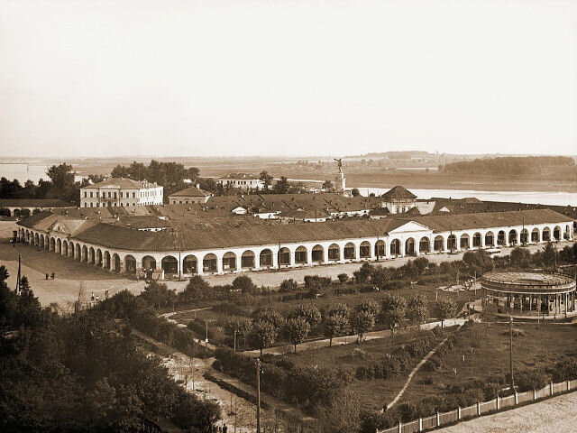 Вид на Красные ряды 1950 год