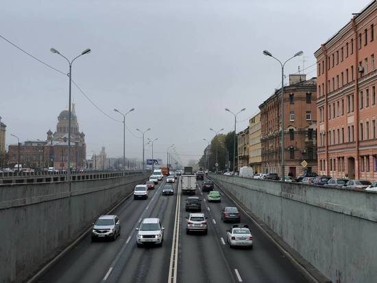    За год наблюдалось две волны обращений об угоне. Фото: МК в Питере