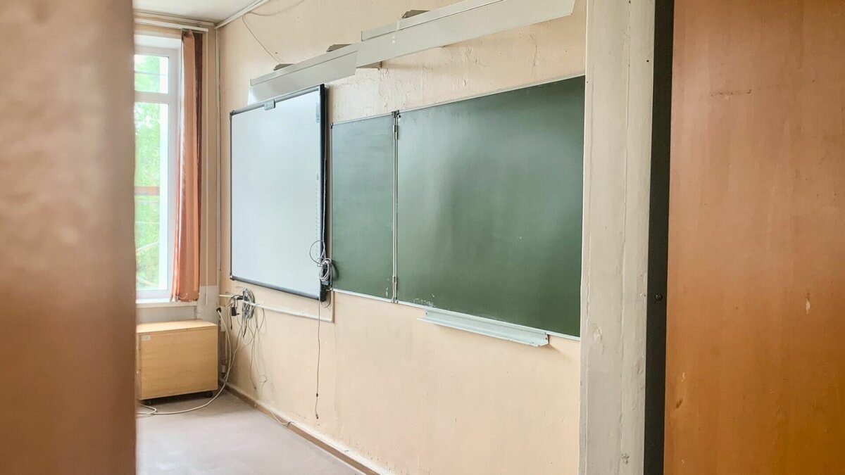     Школы семи районов Дагестана приостановили свою работу на неопределенный период из-за утреннего землетрясения в республике, сообщили в МЧС республики.