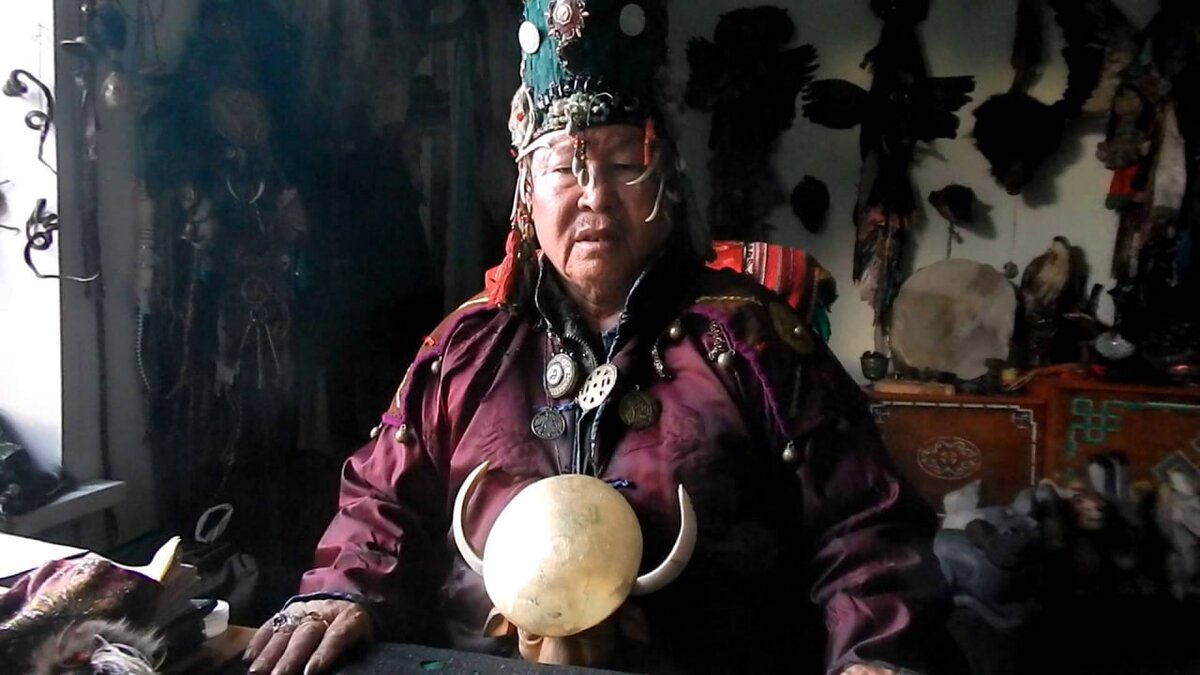 Один из самых сильнейших шаманов мира живёт в республике Тыва. Несколько лет назад он был избран Верховным шаманом России.