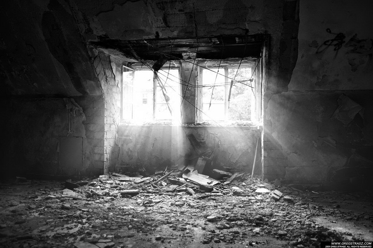  
В мире много мест и городов, похожих на призраков без людей и жизни. Оставшиеся места привлекательны, потому что они дают вам возможность представить, какой была жизнь в прошлом. Есть места, которые не коснулись времени, и кажется, что жизнь там остановилась. Встречайте 10 интересных локаций, которые вдохновят ваше воображение.
