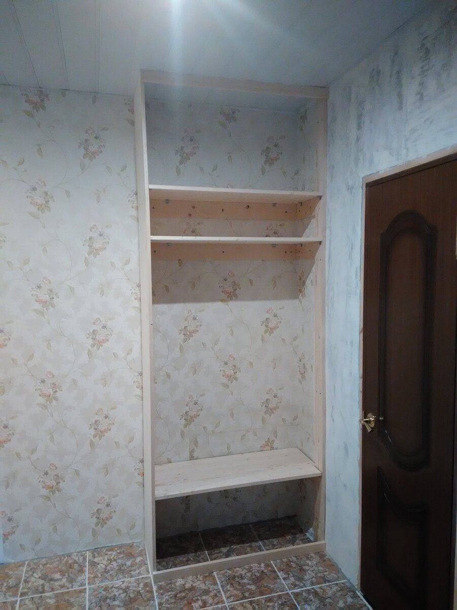 реставрация встроенного шкафа в прихожей своими руками