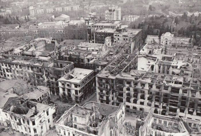 Центр Тбилиси,столицы Грузии, при его предшественнике,1992 год