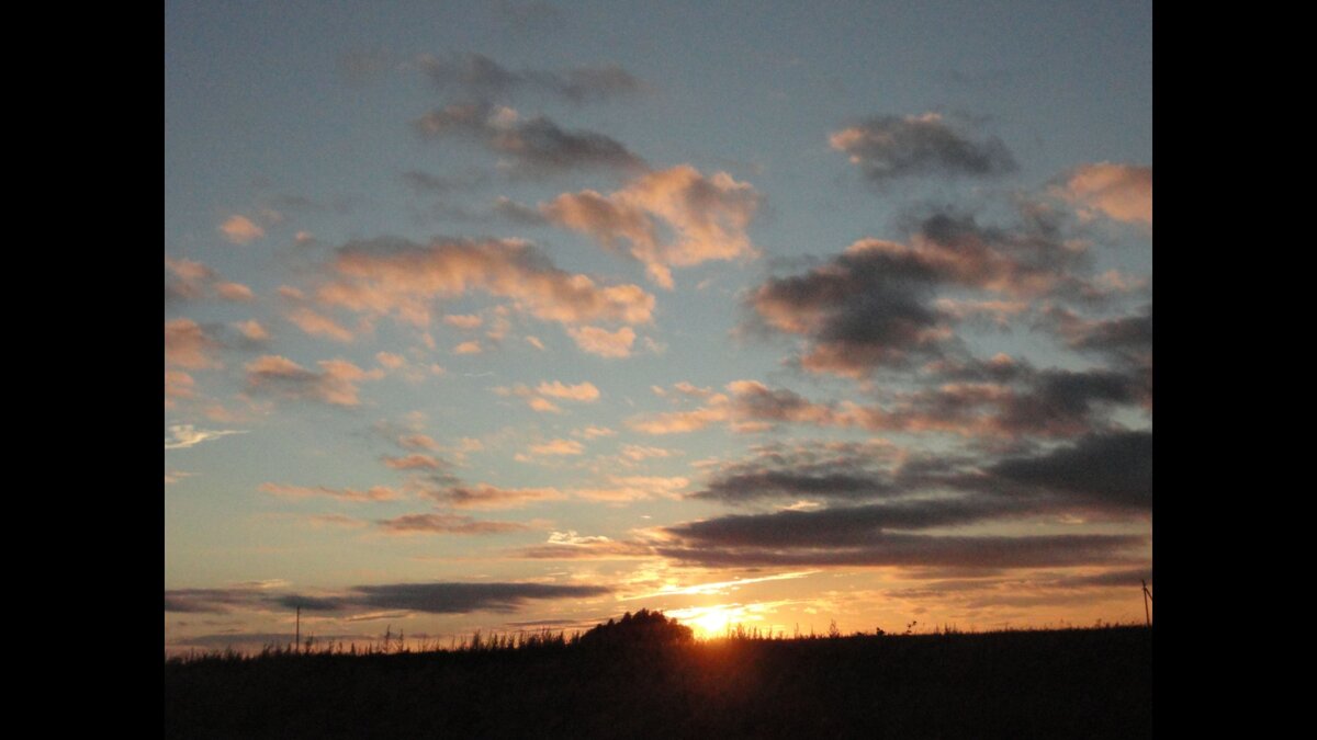 А закат тут конечно красивый. 