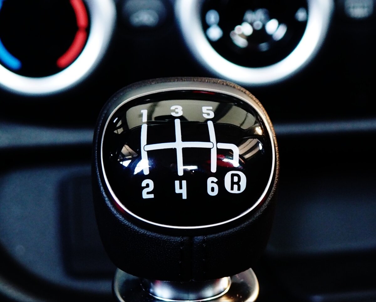 Рычаг переключения МКПП