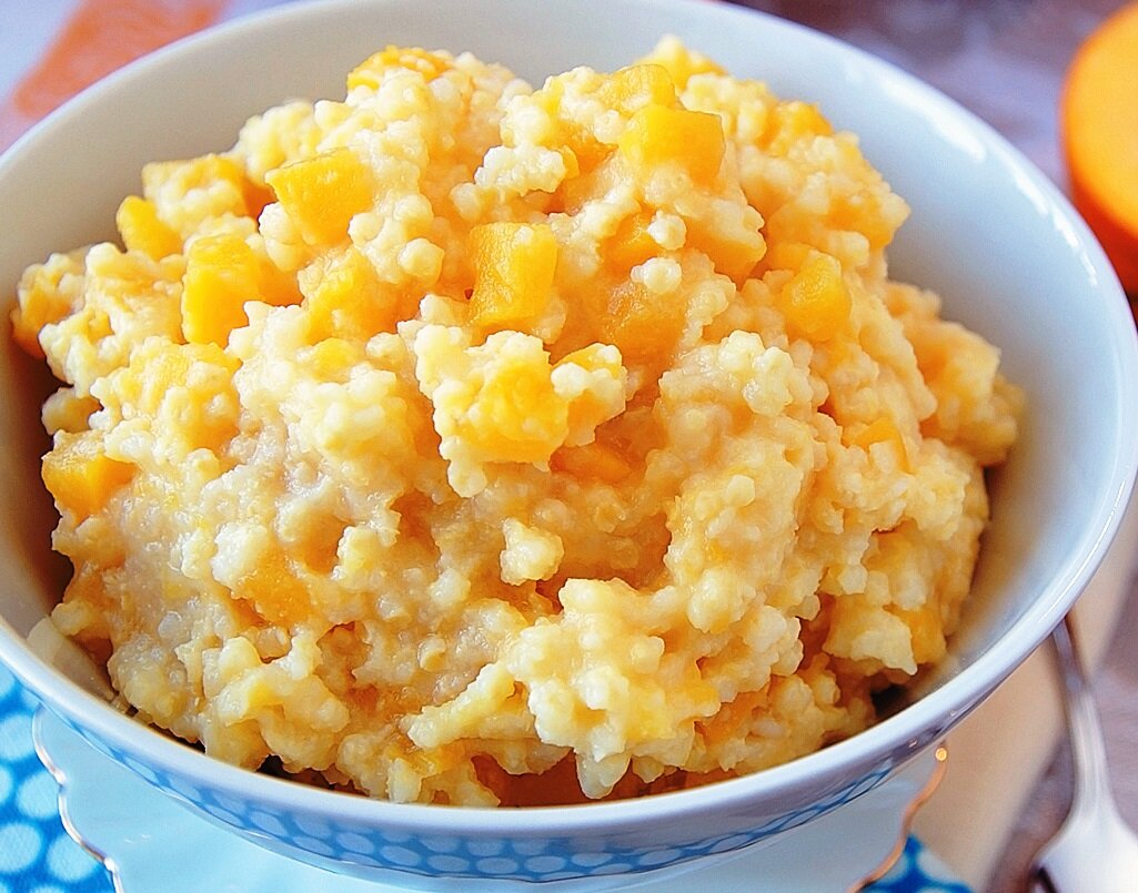 молочная каша дружба в мультиварке пп. каша дружба рассыпчатая. тыквенная каша. каша с тыквой с рисом и курагой. молочная рисовая каша с тыквой.