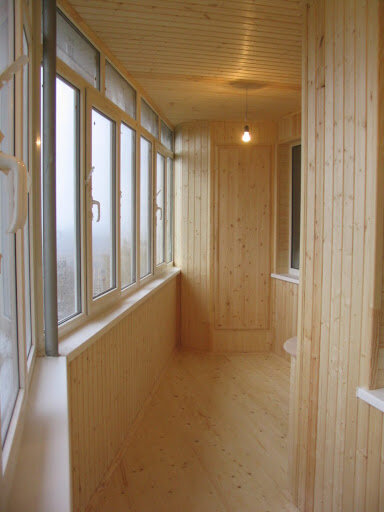 вагонка: один из самых популярных вариантов отделки для балконов и лоджий