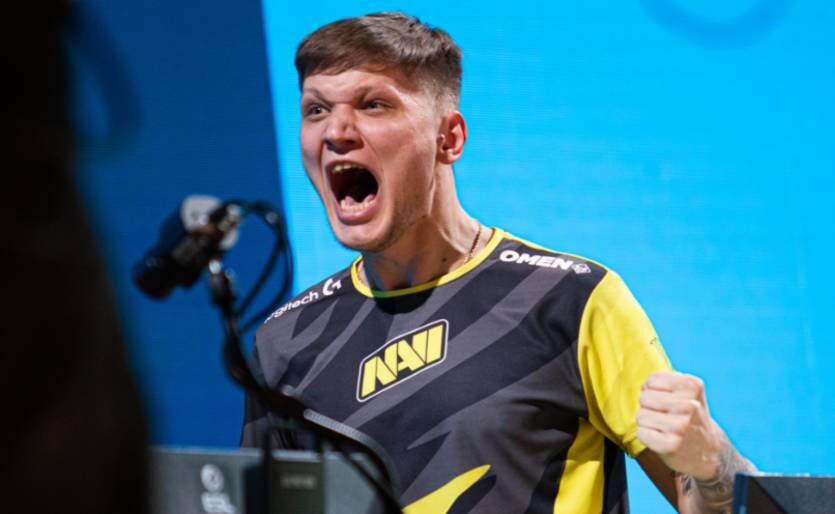 Александр s1mple Костылев