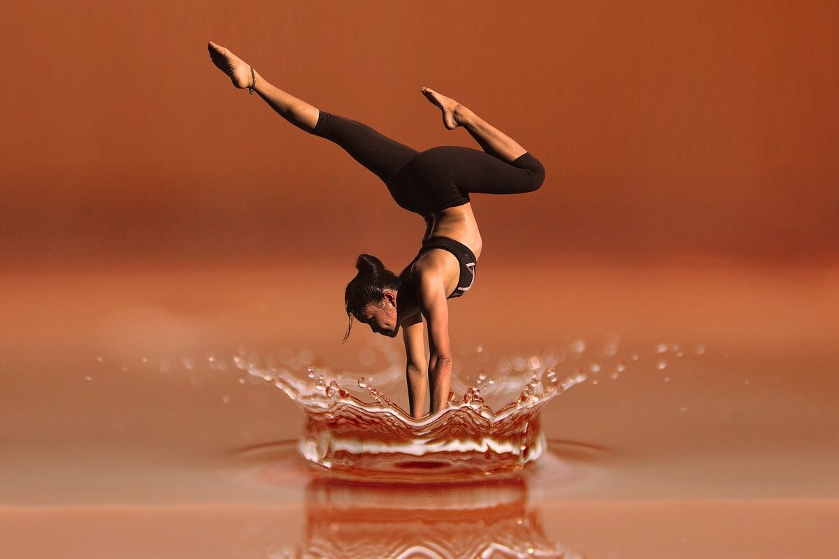 https://cdn.pixabay.com/photo/2018/02/06/14/07/dance-3134828_960_720.jpg
