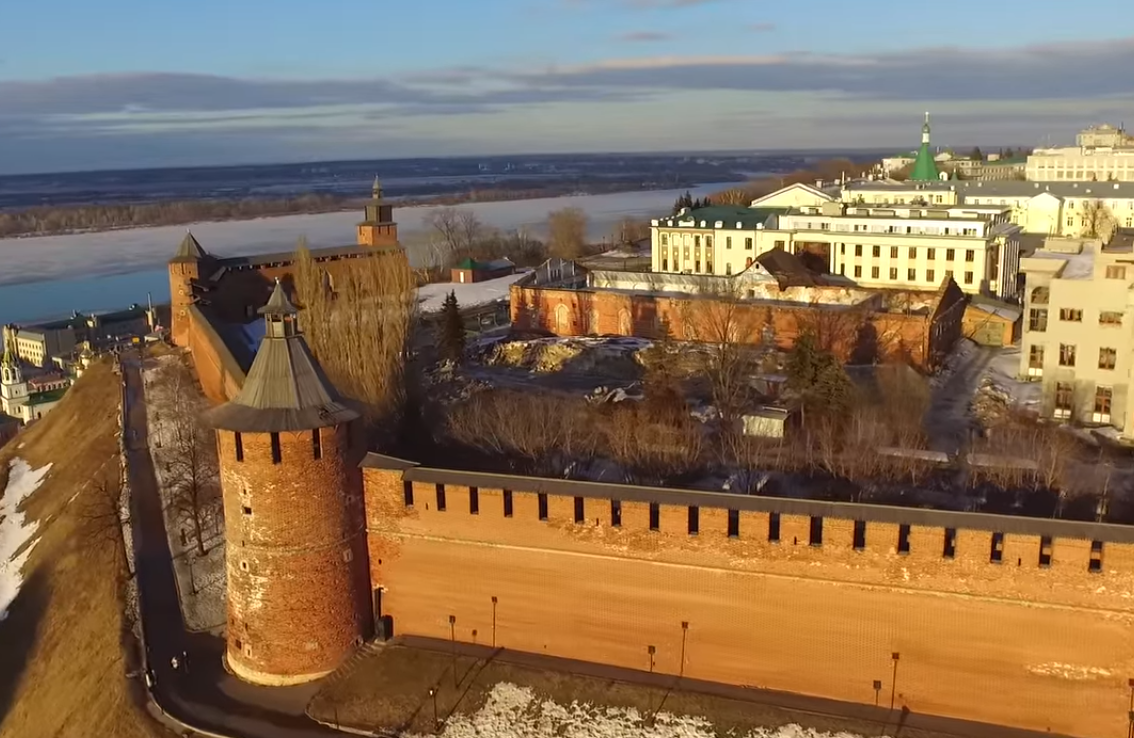 Кремль в киеве. Новгород Кремль Нарва крепость. Неприступная крепость Нижегородский Кремль. Крепость Копорье Нижегородский Кремль. Кремль( крепость Белозерская).