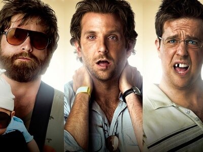 В этом списке представлен рейтинг лучших комедий по версии нашего сайта. На этот раз мы решили сделать больше акцент на молодежные комедии, классики жанра в этом рейтинге довольно мало. Если вы хотите посоветовать хорошую комедию, то обязательно пишите об этом в комментариях.