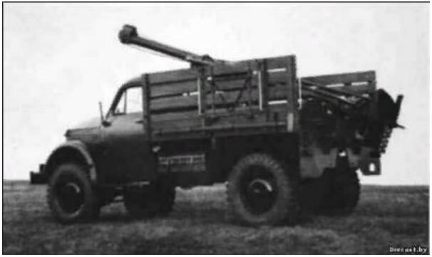 Бурильно-крановая гидравлическая машина Аркадия Николаева БКГМ-АН-63. Источник: http://www.diecast.by/forum/75-638-5.htm 