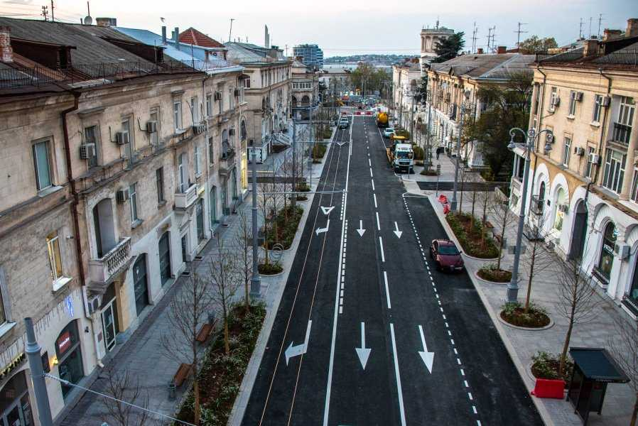 Улица севастопольская крым. Улица большая морская Севастополь. Большая морская Севастополь после реконструкции. Улица большая морская после реконструкции Севастополь. Севастополь большая морская после ремонта.