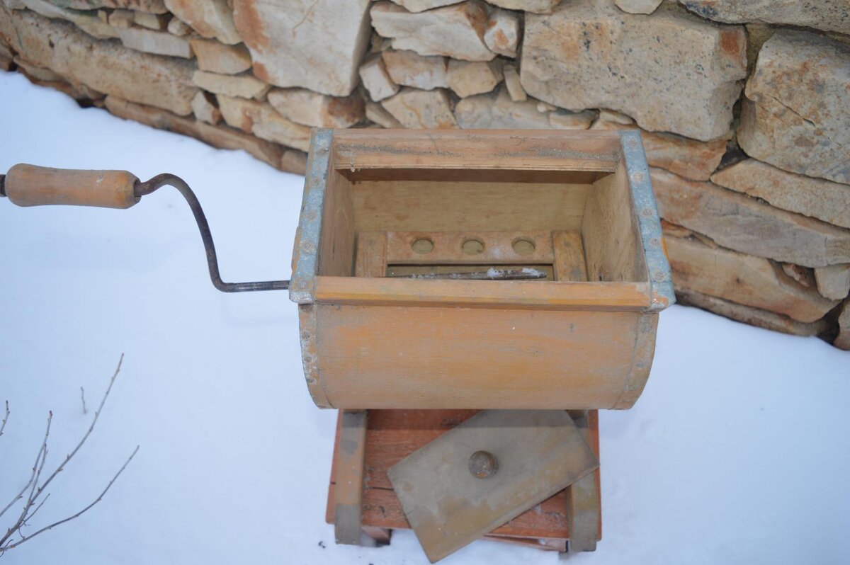 Маслобойка. Фото И.Вахтеровой.