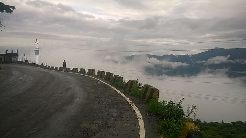 Creative Commons https://commons.wikimedia.org/wiki/File:Road_to_Darjeeling.jpg