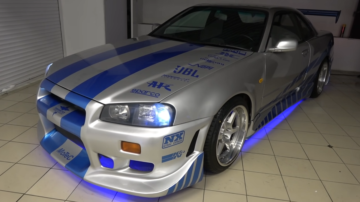 NISSAN SKYLINE  ребят 