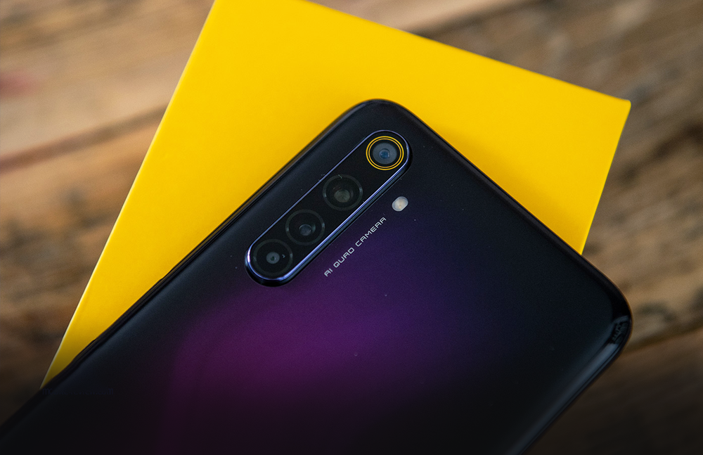 Мощный Snapdragon, NFC, экран 90Гц, 8/128 Гб и ЦАП с Dolby Atmos — топовый середняк. Низкая цена на «Яндекс.Маркет»?0