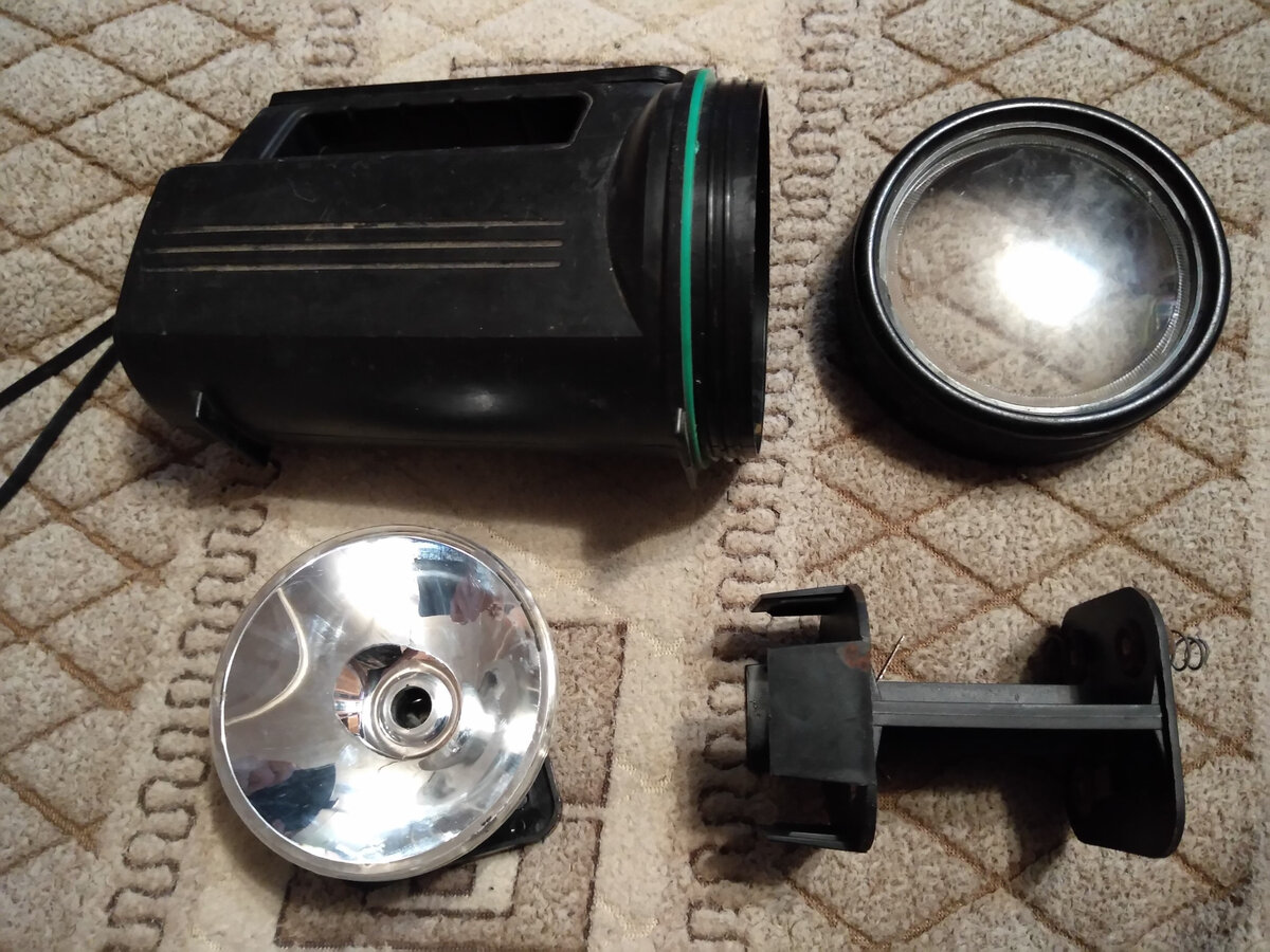 переделка светодиодного фонаря 18650. переделка фонаря maglite под светодиод. переделка светодиодного фонаря 18650. переделка налобного фонарика на 18650. фонарь на акб 18650.