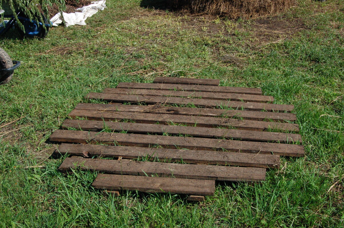 Поддон под кучу