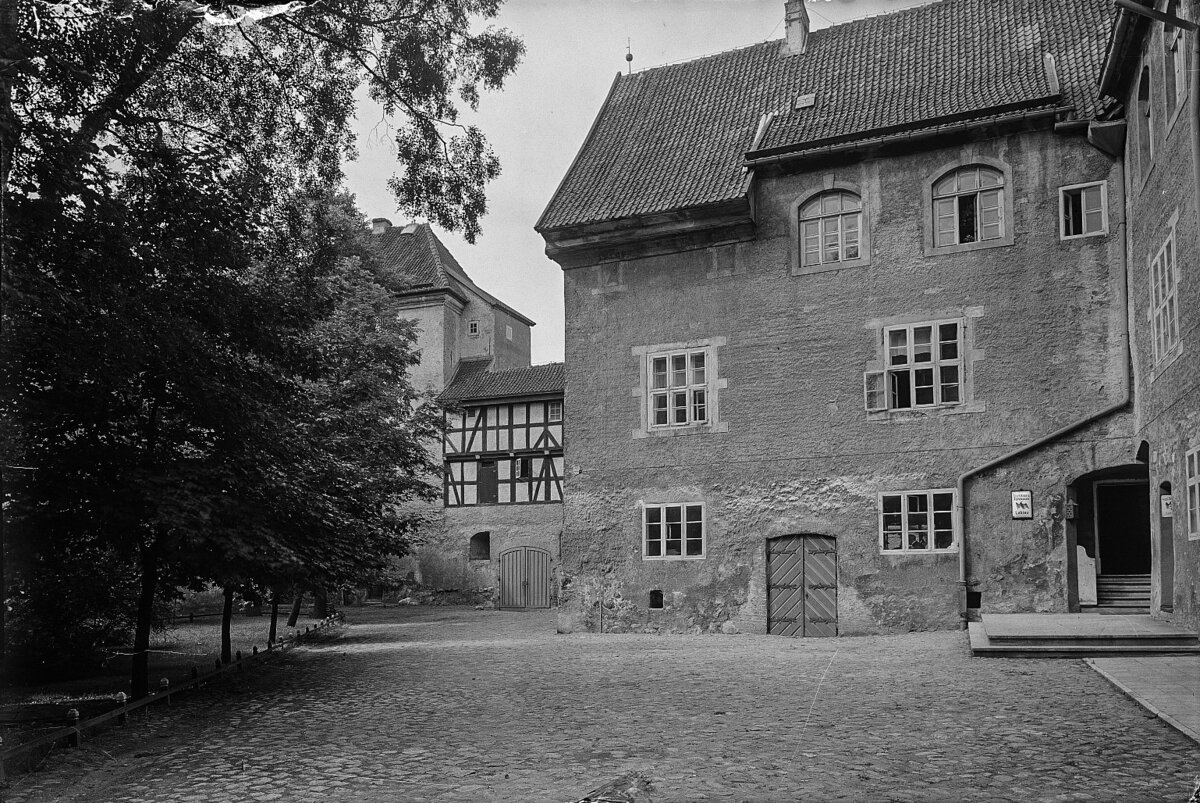 Замок Лабиау. Внутренний двор. 1930-ые года. Фото: pastvu.com