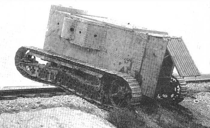 Экспериментальный танк Holt gas-electric tank (фото из открытого источника).