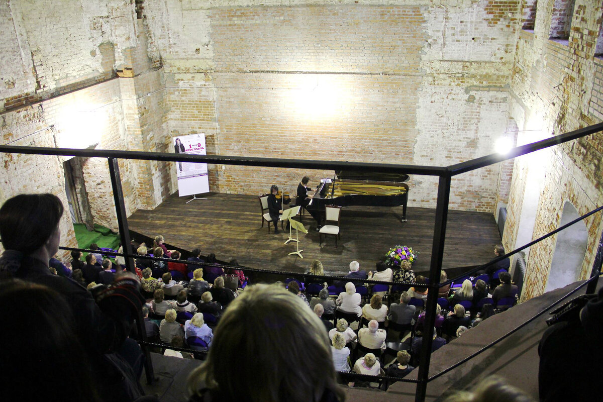 Концерт Ю. Башмета в "замке" Понизовкина 4 мая 2016 г.